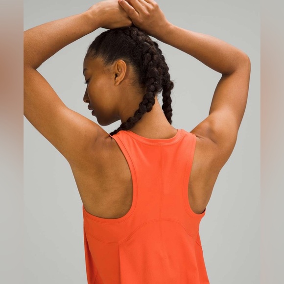 Lululemon Essential Tank Train in Warm Coral Size 4 - Picture 3 of 6